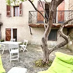 别墅 Maison Avec Vue A *